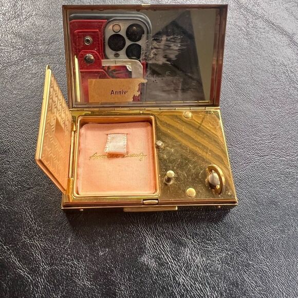 Vintage Elgin American Beauty Musical Compact - Picture 8 of 10